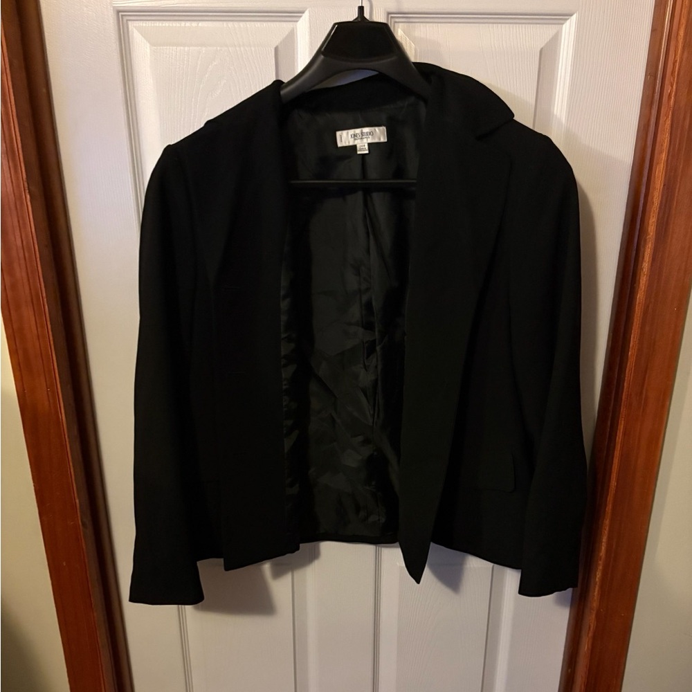 Jones Studio Elegant Black Blazer